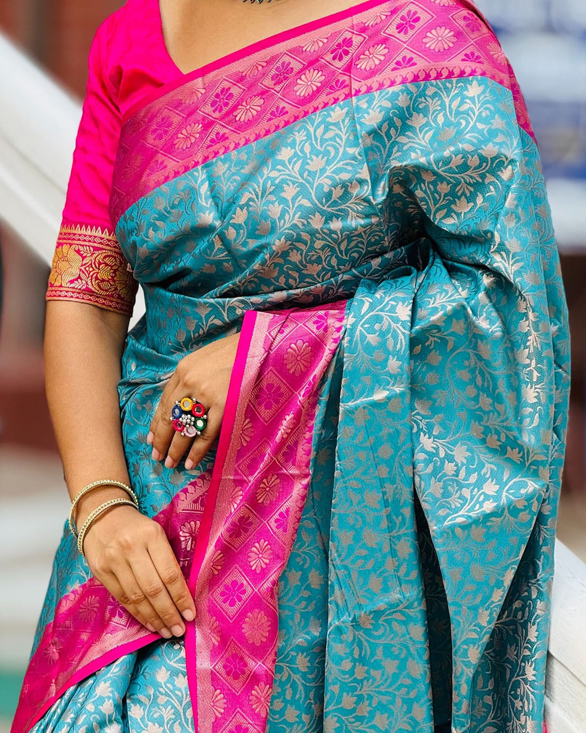 ব্লাউজ পিস সহ সফট কাতান শাড়ি - KT6