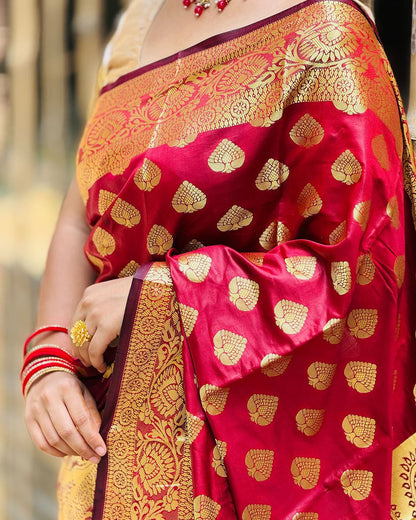 ব্লাউজ পিস সহ খয়েরী সফট কাতান শাড়ি - KT3
