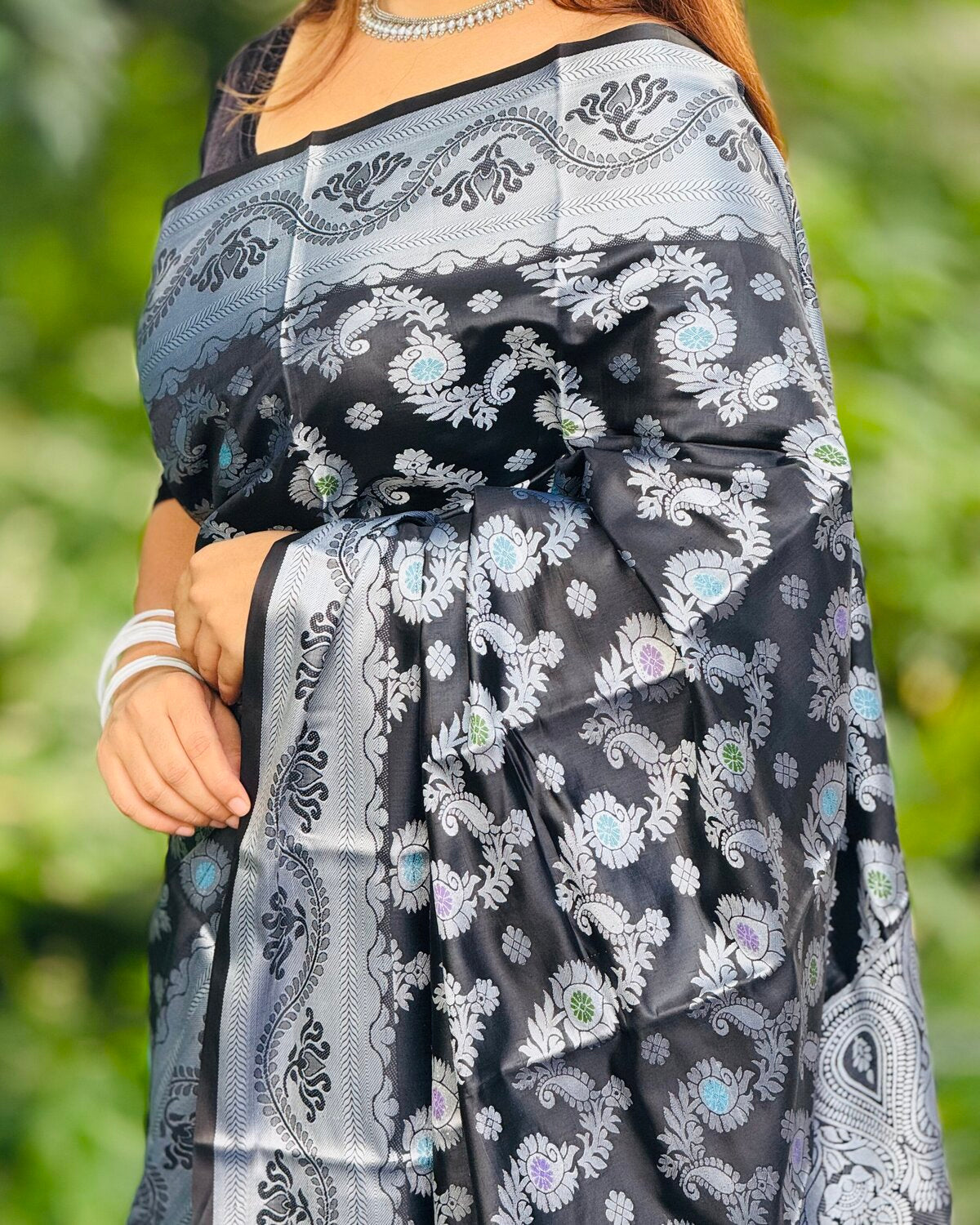 ব্লাউজ পিস সহ সফট কাতান শাড়ি - KT13