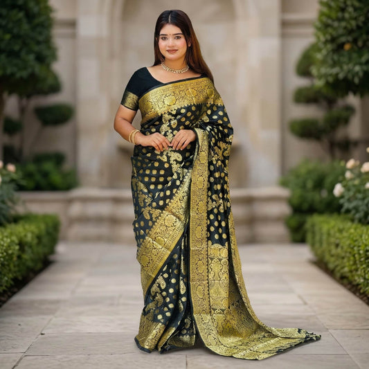 ব্লাউজ পিস সহ কালো  লতা কাতান শাড়ি - LT4